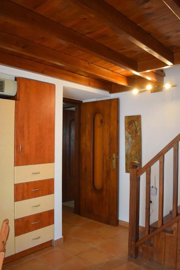 Sunshine House For 9, Cozy Set Up,Verandas, Sea View. Karterados  Exterior photo